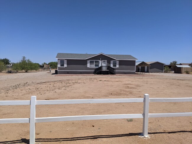 property at 10438 E Bella Ln