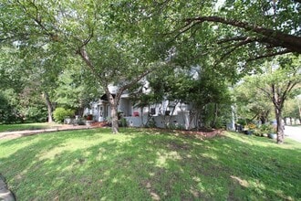 4800 Bryce Ave in Fort Worth, TX - Building Photo - Building Photo