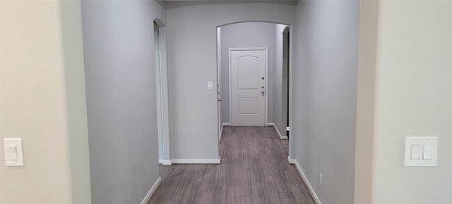 6042 Carpenters Cove Ln in Houston, TX - Building Photo - Building Photo
