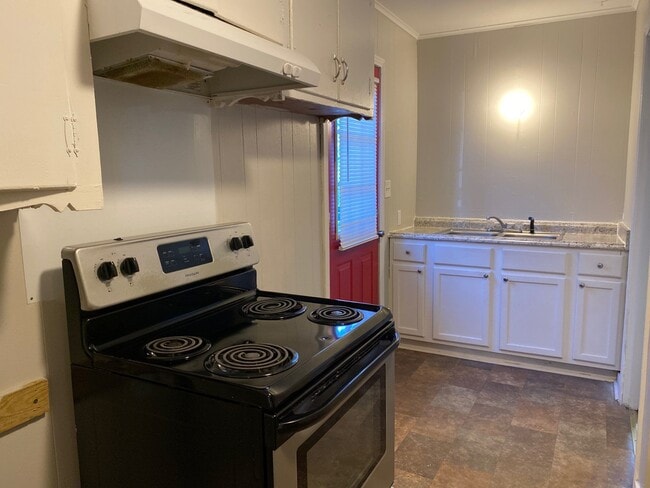 135 Gates St, Unit SL in Jackson, TN - Building Photo - Building Photo