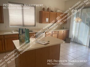 2165 W Olive Way in Chandler, AZ - Building Photo - Building Photo