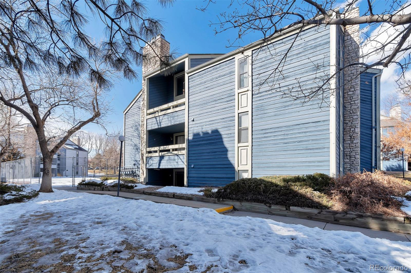 14086 E Stanford Cir-Unit -F03 in Aurora, CO - Building Photo