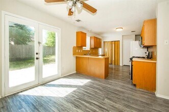 8406 Americas Cup in Rowlett, TX - Building Photo - Building Photo