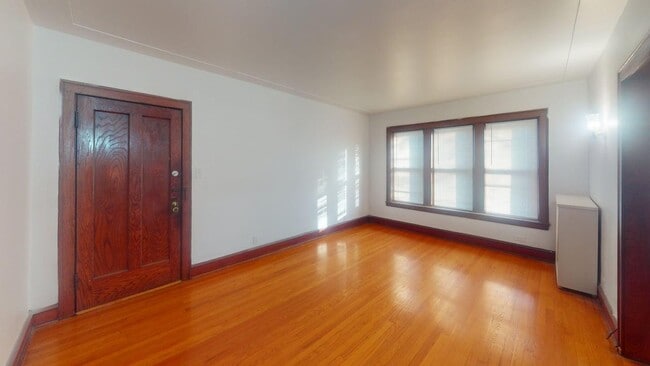 property at 5304 W Potomac Ave
