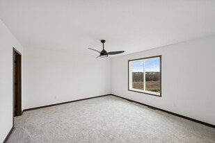 18061 Walnut Circle in Big Lake, MN - Building Photo