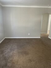 22124 Tuscany Ave in Eastpointe, MI - Building Photo - Building Photo