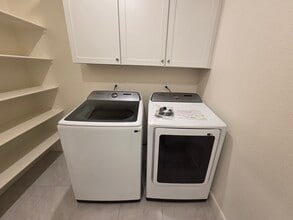 1723 Eagle Landing Dr in Sparks, NV - Foto de edificio - Building Photo