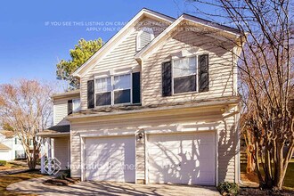 12601 Cedar Crossings Dr, Unit 627 in Charlotte, NC - Foto de edificio - Building Photo