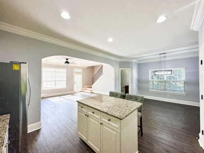 property at 5606 Cloverland Dr