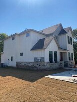 549 Augustus St in Trenton, TX - Building Photo