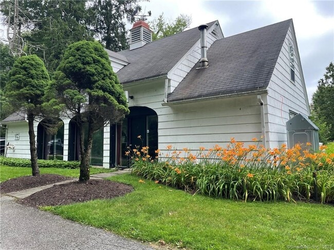 property at 43 Prospect St