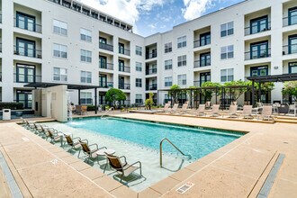 36Sixty in Houston, TX - Building Photo - Building Photo
