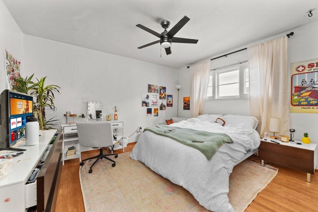 5510 Dorothy Dr in San Diego, CA - Building Photo