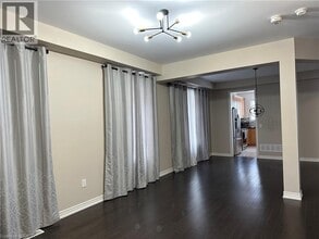 35 Morrison Dr in Ancaster, ON - Building Photo - Building Photo