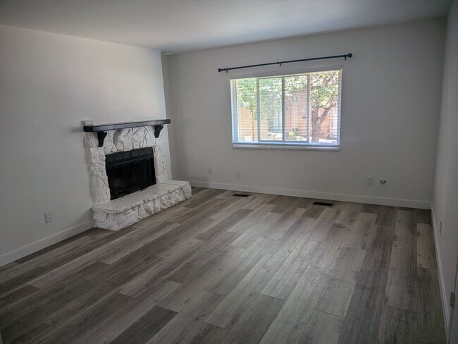 property at 1445 N Amiron Way