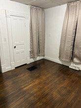 945 21st St in Rock Island, IL - Building Photo - Building Photo