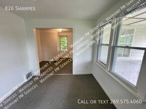 826 Sharpes Ct in Beloit, WI - Building Photo - Building Photo
