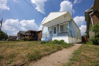 2784 Monroe Ave in Niagara Falls, NY - Building Photo - Building Photo