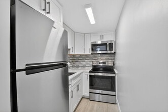 15 S Golfview Rd in Lake Worth Beach, FL - Building Photo - Building Photo