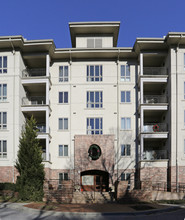 Plaza Pavilion in Kansas City, MO - Building Photo - Building Photo