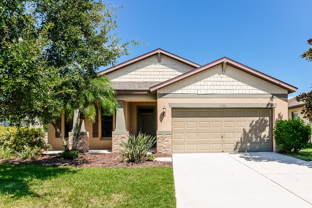 5540 105th Terrace E in Parrish, FL - Building Photo