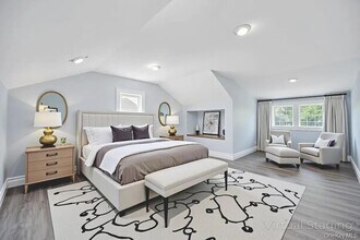 61 James St in Franklin Square, NY - Foto de edificio - Building Photo