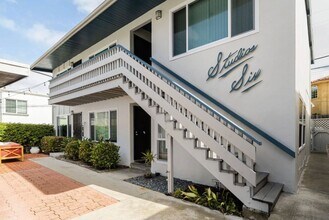 7509 Herschel Ave in San Diego, CA - Building Photo - Building Photo