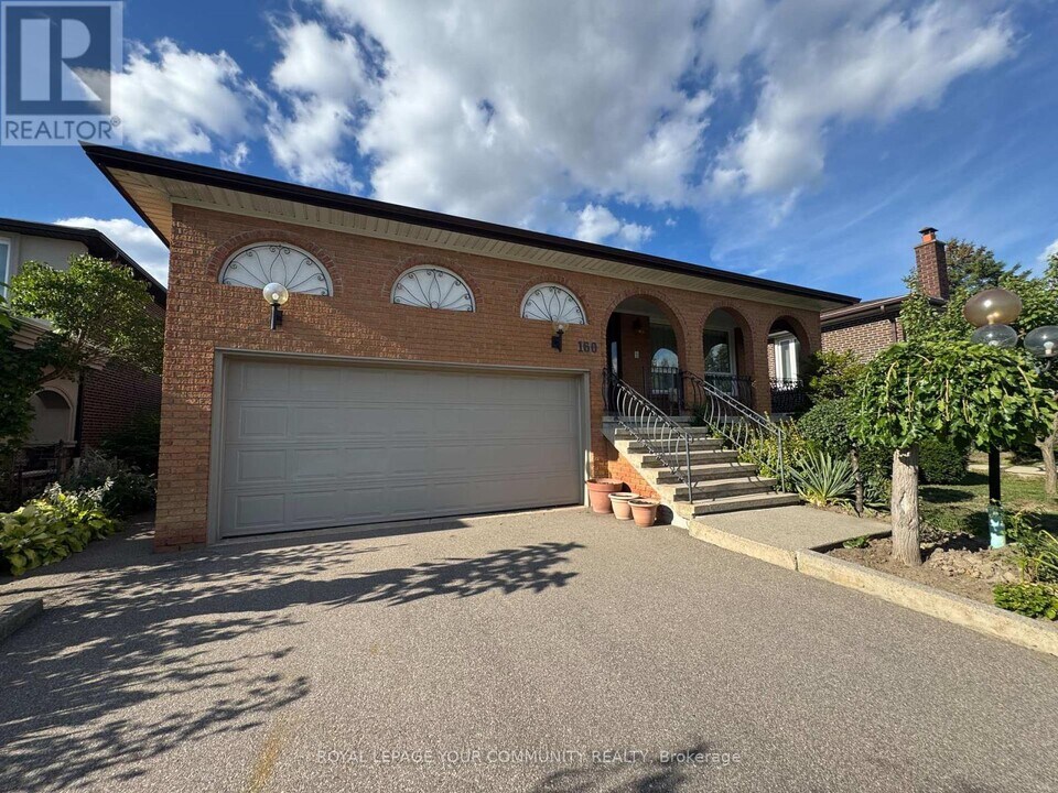 160 Jules Ave in Vaughan, ON - Building Photo
