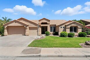 9634 E Irwin Ave in Mesa, AZ - Building Photo