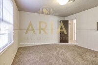 1517 Ann Arbor Dr photo'