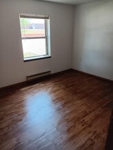 125 Crescent Lake Rd, Unit 203 in St. Clair, MO - Building Photo - Building Photo