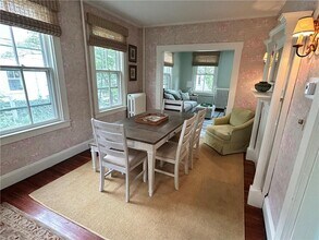 15 Chestnut St in Newport, RI - Building Photo - Building Photo