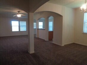 15146 Diamond Way in Baytown, TX - Building Photo - Building Photo