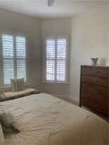 9571 Mussorie Ct in Naples, FL - Building Photo