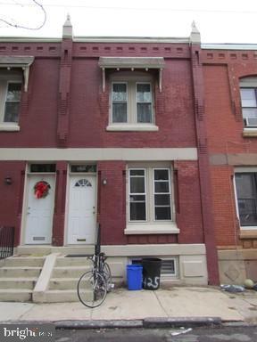property at 425 N Napa St