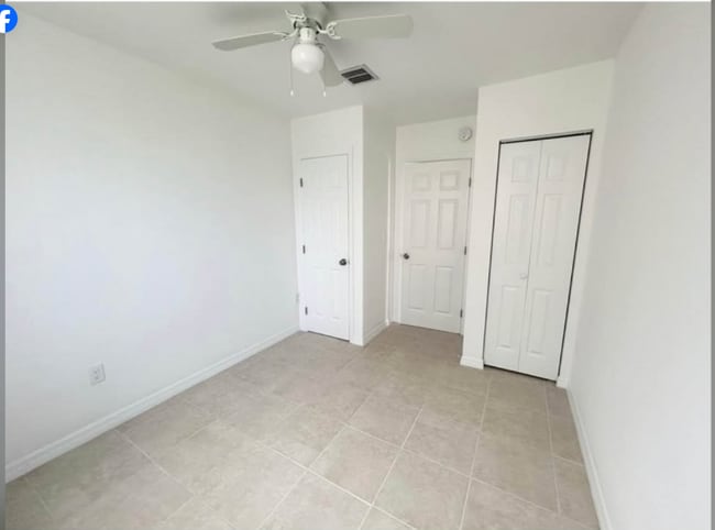 4311 avenue in Riviera Beach, FL - Building Photo - Building Photo