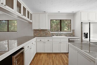 2218 Bahama Rd in Austin, TX - Building Photo - Building Photo