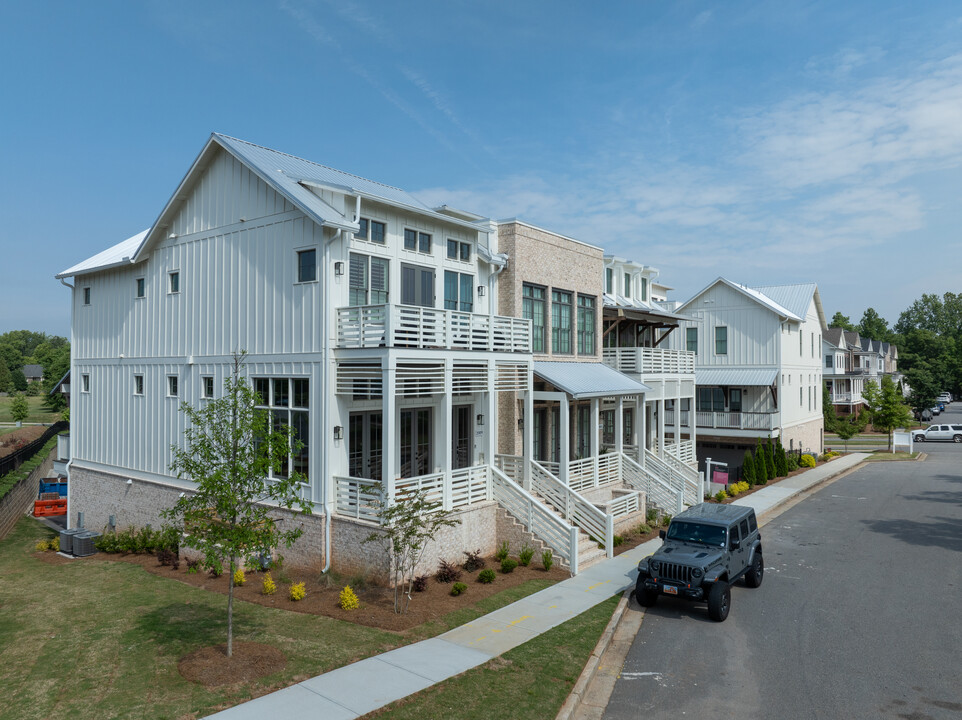 Braeburn Townhomes in Milton, GA - Building Photo