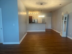 10125 Westmoreland Rd, Unit Oakhurst in Cornelius, NC - Building Photo - Building Photo