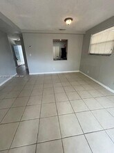 10299 NW 33rd St in Coral Springs, FL - Building Photo - Building Photo