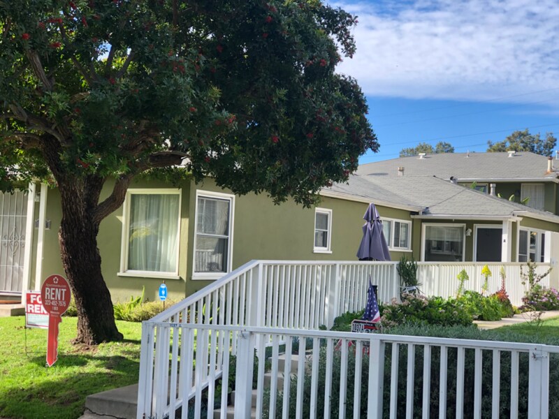 1033 Pearl St in Santa Monica, CA - Building Photo