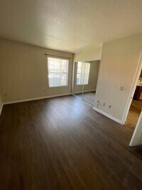 2606 S Durango Dr photo'