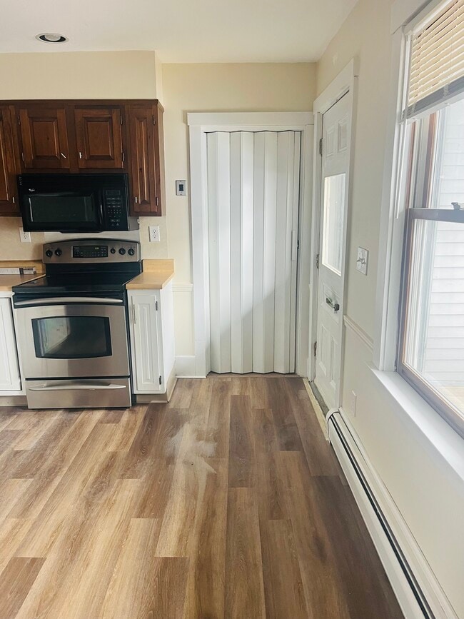 9 Mount Vernon St, Unit 101