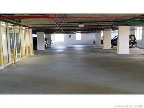 119 SW 6th Ave-Unit -701 in Miami, FL - Building Photo - Building Photo