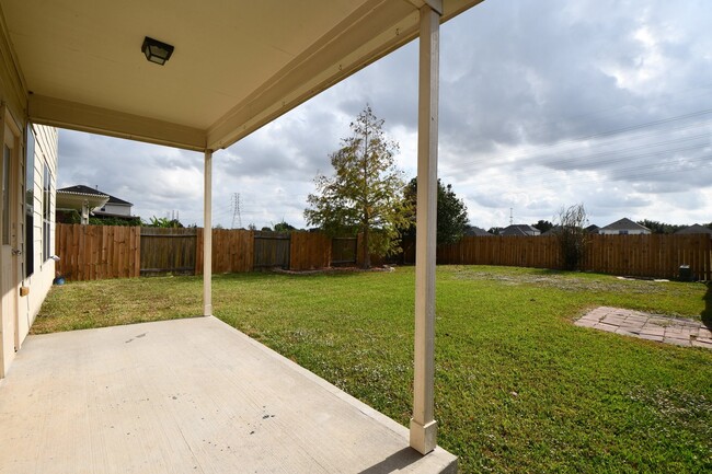 20023 Linden Spruce Ln