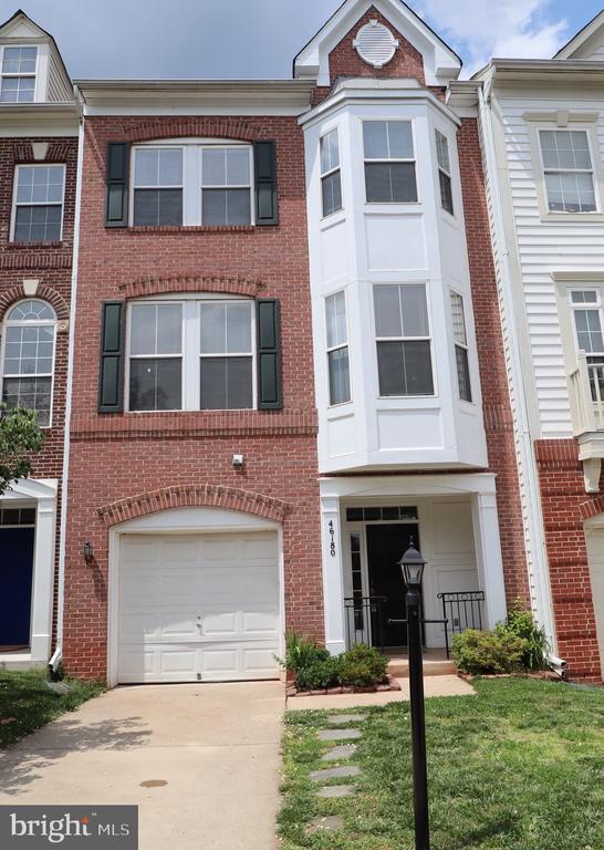 property at 46180 Chester Terrace