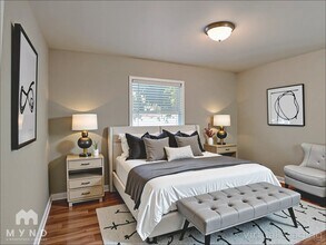 502 Fairlane Cir NW in Atlanta, GA - Building Photo - Building Photo