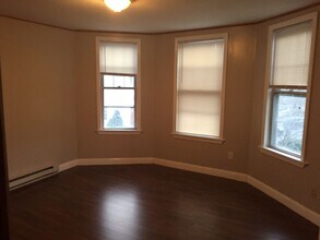 739 Parker St, Unit 2 in Boston, MA - Building Photo - Building Photo