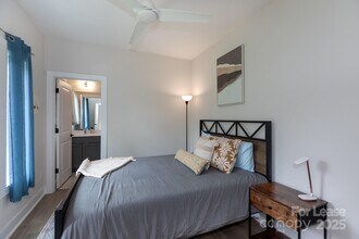 509 Strong Ave in Charlotte, NC - Building Photo - Building Photo