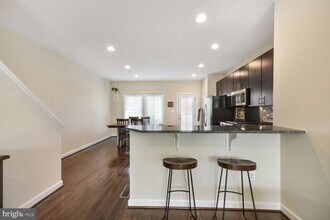 20800 Duxbury Terrace in Ashburn, VA - Building Photo - Building Photo